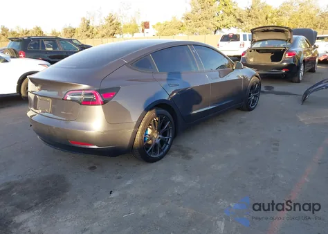 2019 Tesla Model 3 из США, поврежденный, VIN 5YJ3E1EB9KF191825